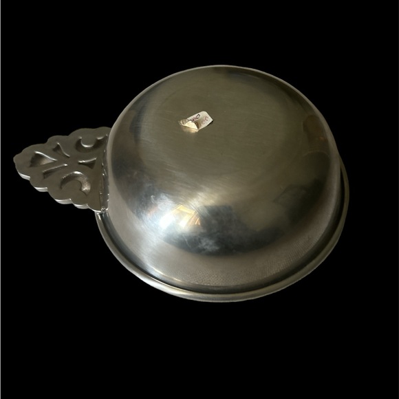Vintage NOS Pewter Porringer with Single Handle - Picture 2 of 4
